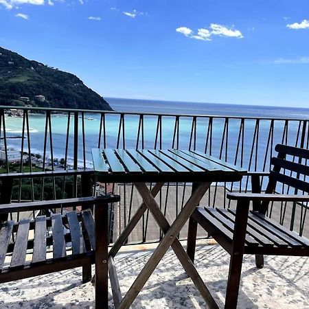 Ocean View Villa With Fast Wi-Fi And Elevator To Town Levanto Exterior photo
