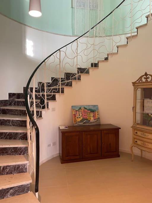 Ocean View Villa With Fast Wi-Fi And Elevator To Town Levanto Exterior photo