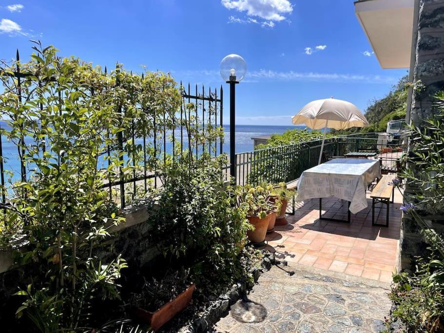 Ocean View Villa With Fast Wi-Fi And Elevator To Town Levanto Exterior photo